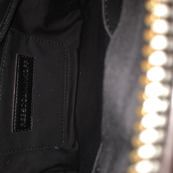 SOLD 🎉Rebecca Minkoff Moto tote *One Day Sale*🎉 - Picture 4 of 8